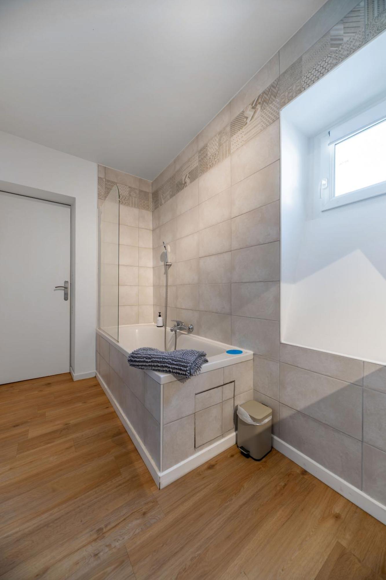 Le Celestin - Appartement 2 Chambres Avec Jardin En Centre Ville Vichy Eksteriør billede