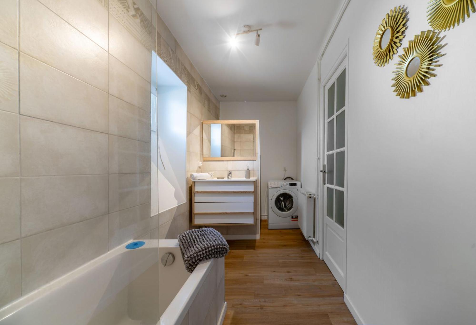 Le Celestin - Appartement 2 Chambres Avec Jardin En Centre Ville Vichy Eksteriør billede