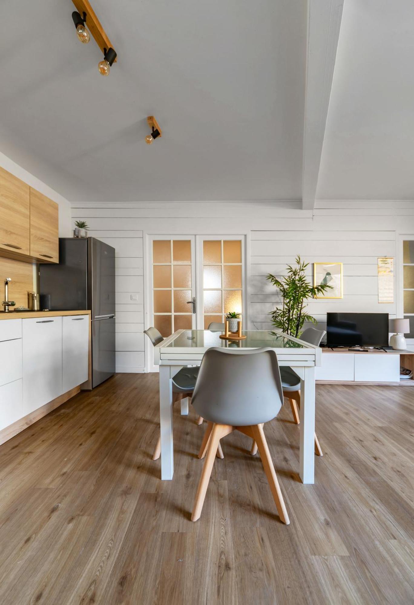 Le Celestin - Appartement 2 Chambres Avec Jardin En Centre Ville Vichy Eksteriør billede